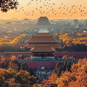 East Sacred Hotel--Very Near Beijing Tiananmen Square ,The Forbidden City,The Temple Of Heaven ,3 Minutes' Walk To Wangfujing Subway ,Located In The Center Of Beijing, Many Shopping Malls Around,Free Laundry Service,Newly Renovated Hotel
